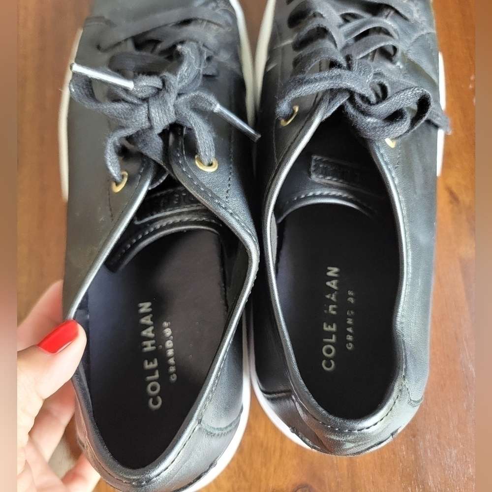 Cole Haan Women's Grand Crosscourt Platform Sneaker Black Leather 11 - Picture 4 of 6